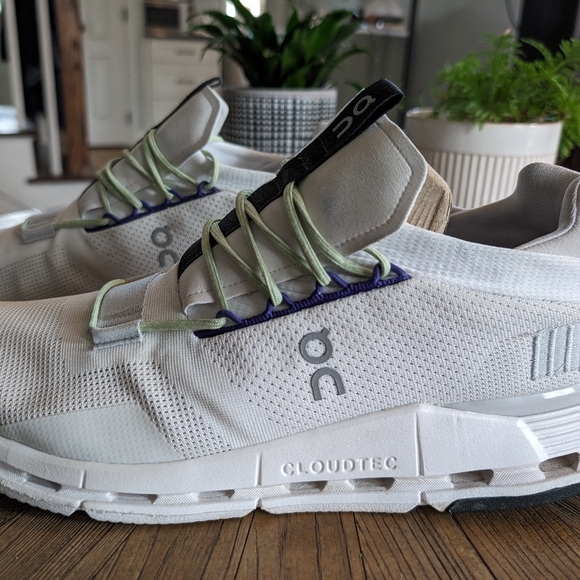 Cloudnova On Running White Mineral Like New - Picture 6 of 9